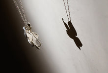 Carica l'immagine nel visualizzatore di Gallery, Collana Spilla Wangari