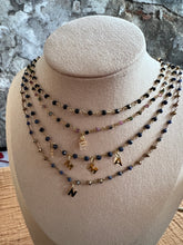 Carica l'immagine nel visualizzatore di Gallery, Mary Choker